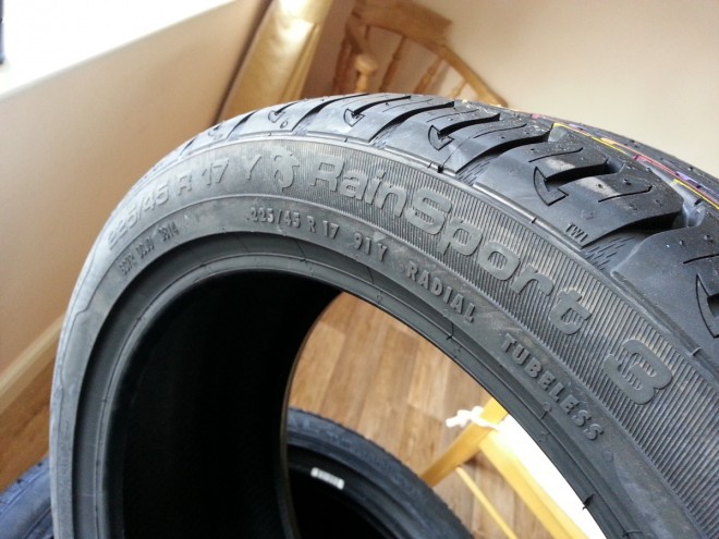 Uniroyal Rainsport 3 Tyres
